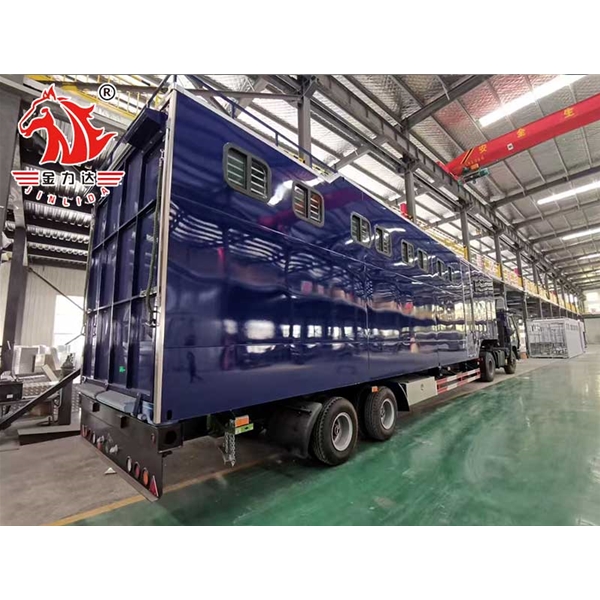 兰州货箱式运马车